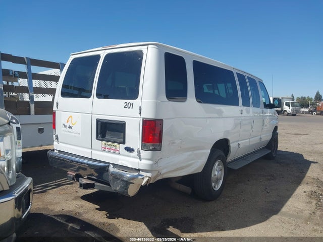 2013 Ford E-350 Super Duty Xlt მანქანა იყიდება აუქციონზე, vin: 1FBSS3BL0DDA77272, აუქციონის ნომერი: 46136622
