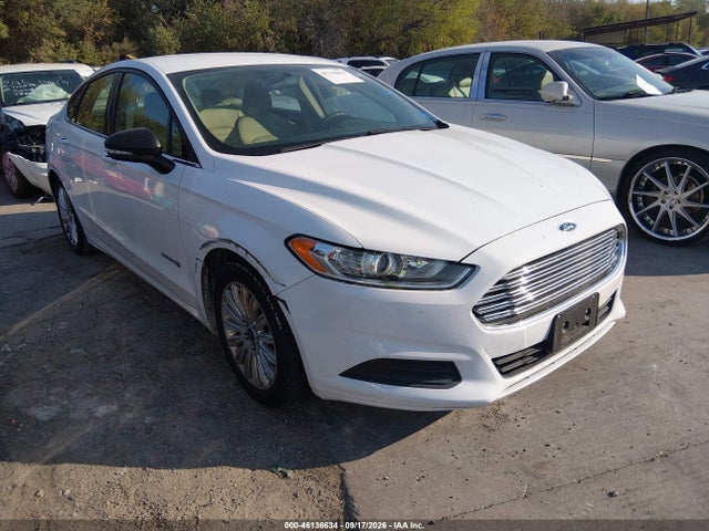 2015 Ford Fusion Hybrid Se მანქანა იყიდება აუქციონზე, vin: 3FA6P0LU2FR199409, აუქციონის ნომერი: 46136634