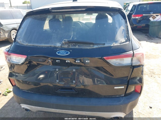 46136705 :رقم المزاد ، 1FMCU0F62LUA32616 vin ، 2020 Ford Escape S مزاد بيع