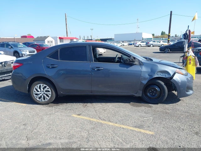 Toyota COROLLA LE 2017 5YFBURHE2HP682477 Image 13
