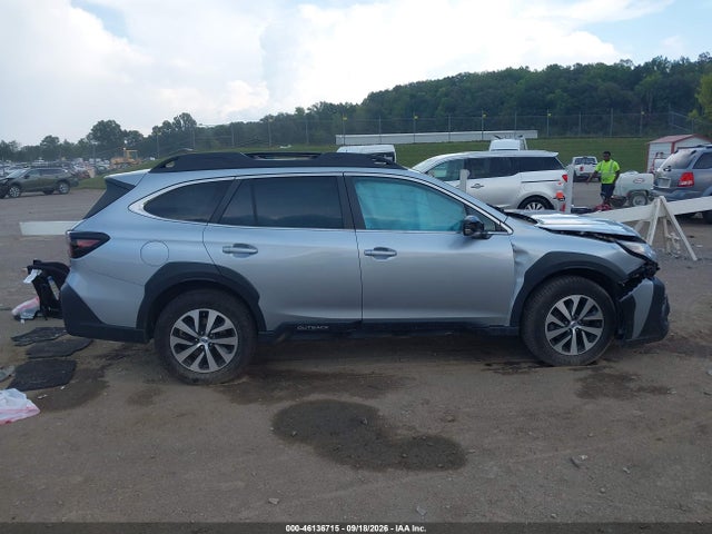 46136715 :رقم المزاد ، 4S4BTAFC4P3177338 vin ، 2023 Subaru Outback Premium مزاد بيع