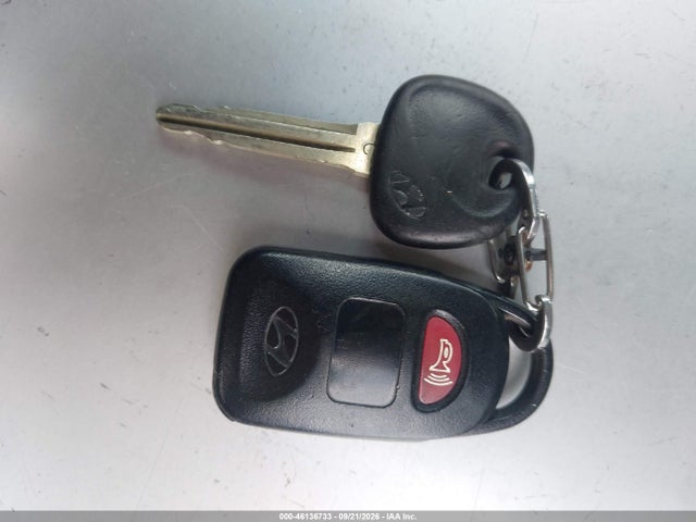 2015 Hyundai Elantra Se მანქანა იყიდება აუქციონზე, vin: 5NPDH4AE2FH562103, აუქციონის ნომერი: 46136733
