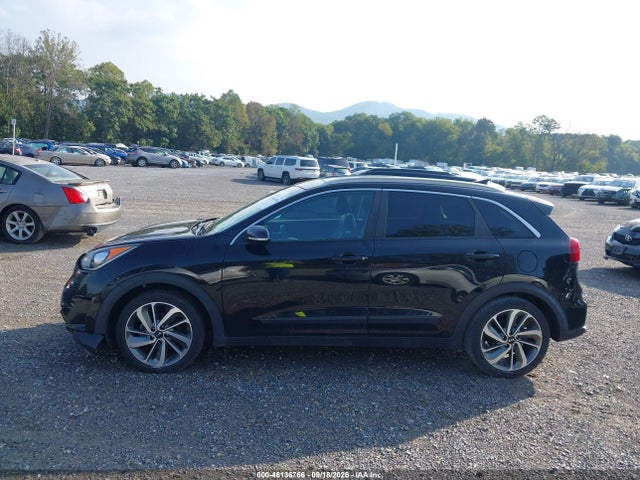 2019 Kia Niro Touring მანქანა იყიდება აუქციონზე, vin: KNDCE3LC0K5222842, აუქციონის ნომერი: 46136766