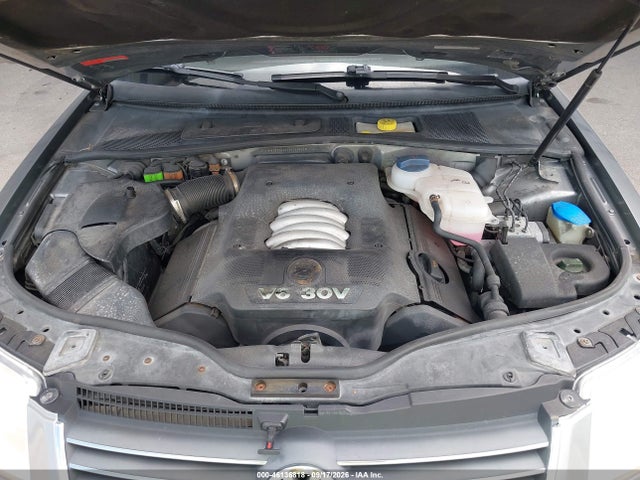 46136818 :رقم المزاد ، WVWYH63B13E314601 vin ، 2003 Volkswagen Passat Glx مزاد بيع