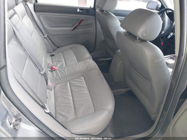 46136818 :رقم المزاد ، WVWYH63B13E314601 vin ، 2003 Volkswagen Passat Glx مزاد بيع