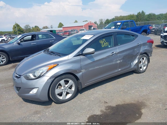 2013 Hyundai Elantra Gls მანქანა იყიდება აუქციონზე, vin: KMHDH4AE1DU529950, აუქციონის ნომერი: 46136871