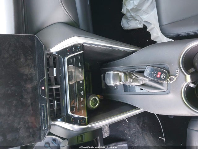 2023 Toyota Venza Nightshade Edition მანქანა იყიდება აუქციონზე, vin: JTEAAAAH4PJ130553, აუქციონის ნომერი: 46136884