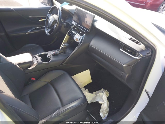 2023 Toyota Venza Nightshade Edition მანქანა იყიდება აუქციონზე, vin: JTEAAAAH4PJ130553, აუქციონის ნომერი: 46136884