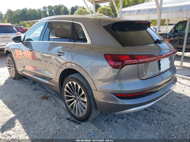 Продажа на аукционе авто 2019 Audi E-tron Premium Plus, vin: WA1VABGE8KB012821, номер лота: 46136925