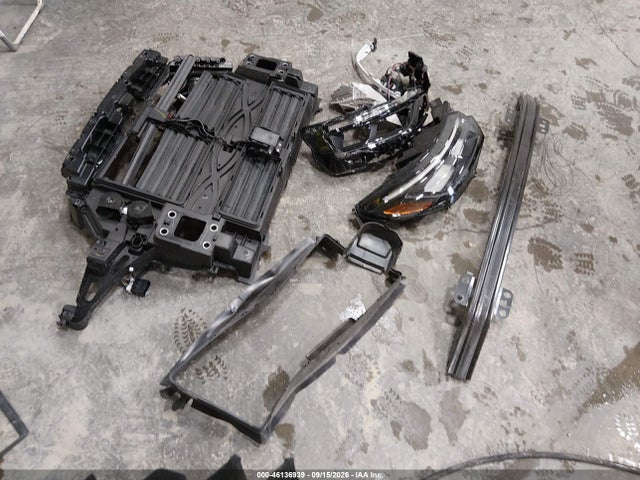 46136939 :رقم المزاد ، 1FMWK8GC4SGC79784 vin ، 2025 Ford Explorer St مزاد بيع