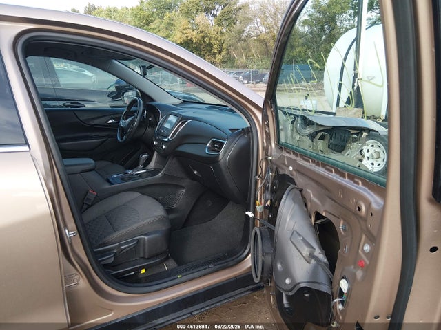 Продаж на аукціоні авто 2018 Chevrolet Equinox Lt, vin: 2GNAXJEV2J6321788, номер лоту: 46136947