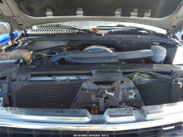 Продаж на аукціоні авто 2004 Chevrolet Suburban 1500 Lt, vin: 1GNEC16Z84J322000, номер лоту: 46136953