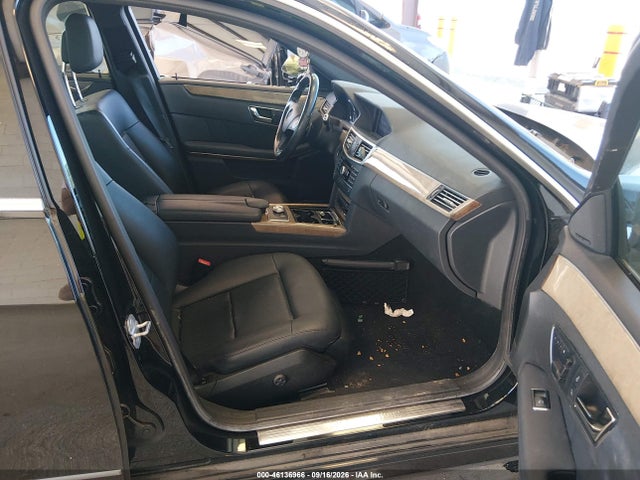 46136966 :رقم المزاد ، WDDHF8HB2BA429309 vin ، 2011 Mercedes-benz E 350 4matic مزاد بيع