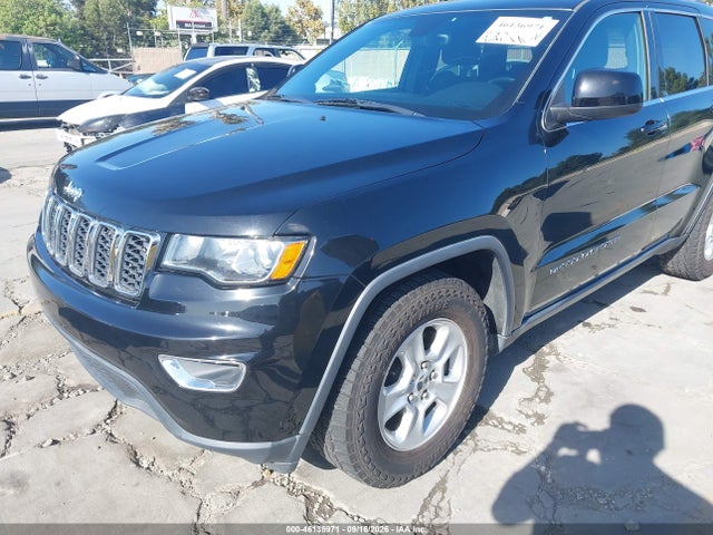 1C4RJEAG9HC902900 Jeep Grand Cherokee Laredo 4x2