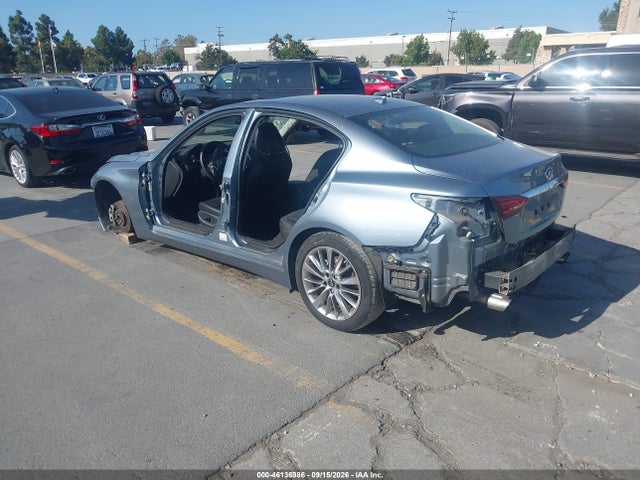 46136986 :رقم المزاد ، JN1EV7AP0JM363360 vin ، 2018 Infiniti Q50 3.0t Luxe مزاد بيع