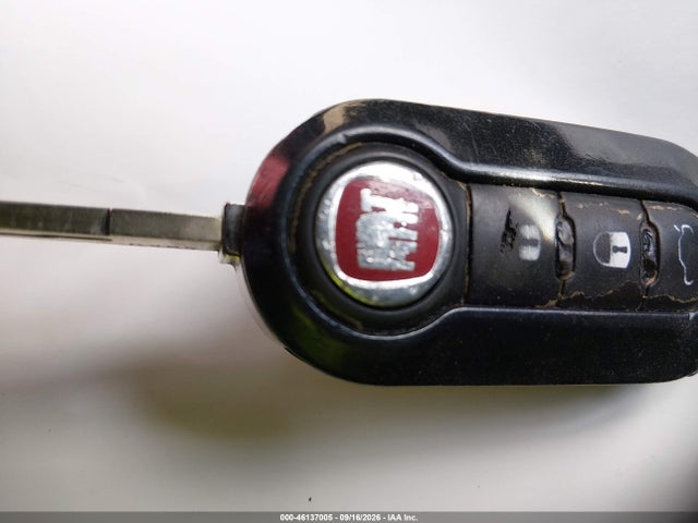 3C3CFFBR2FT710625 Fiat 500 SPORT