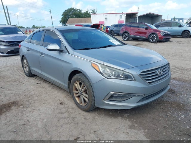 2015 Hyundai Sonata Se მანქანა იყიდება აუქციონზე, vin: 5NPE24AF1FH071262, აუქციონის ნომერი: 46137006