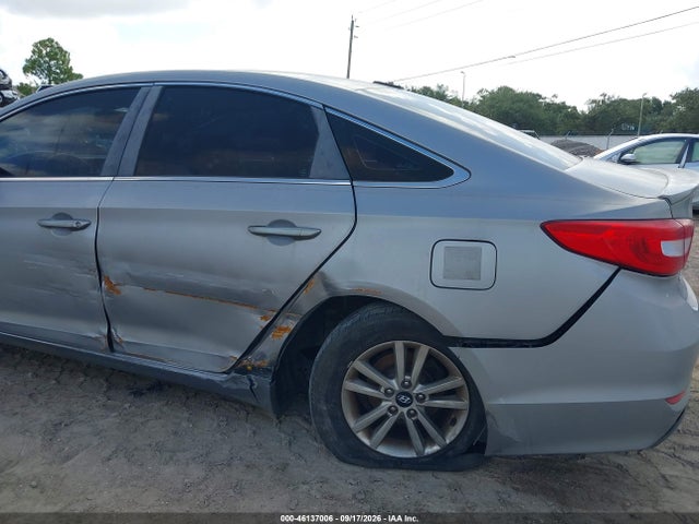 46137006 :رقم المزاد ، 5NPE24AF1FH071262 vin ، 2015 Hyundai Sonata Se مزاد بيع
