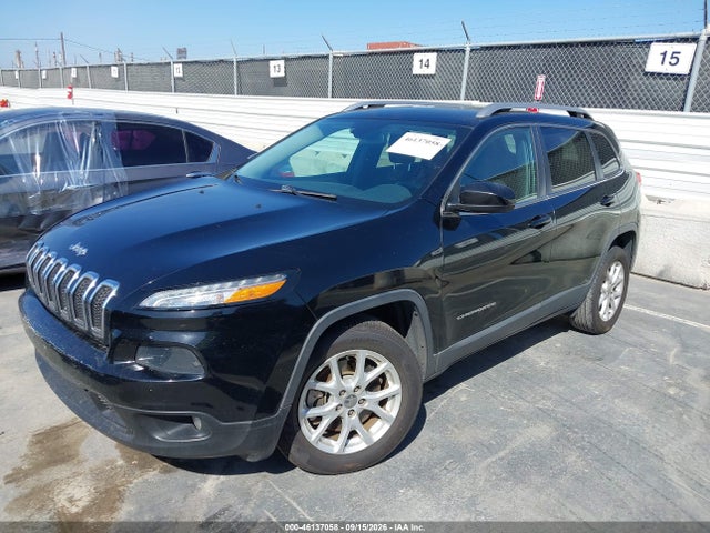 Продажа на аукционе авто 2017 Jeep Cherokee Latitude Fwd, vin: 1C4PJLCB8HD221585, номер лота: 46137058