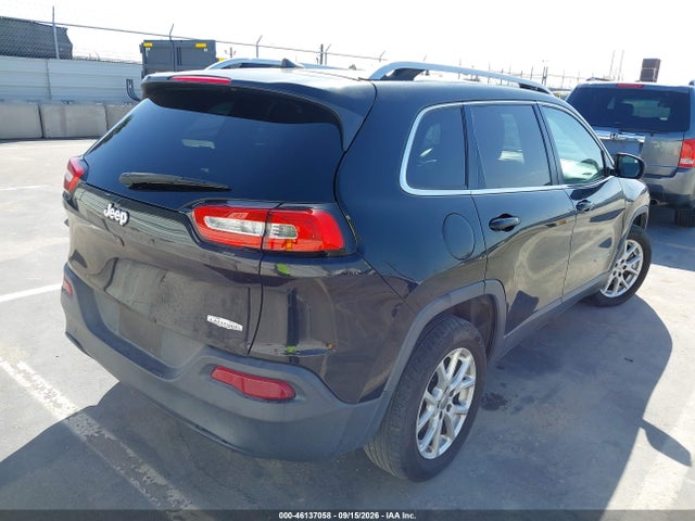 Продажа на аукционе авто 2017 Jeep Cherokee Latitude Fwd, vin: 1C4PJLCB8HD221585, номер лота: 46137058