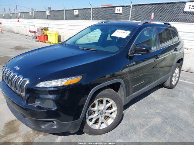 Продажа на аукционе авто 2017 Jeep Cherokee Latitude Fwd, vin: 1C4PJLCB8HD221585, номер лота: 46137058