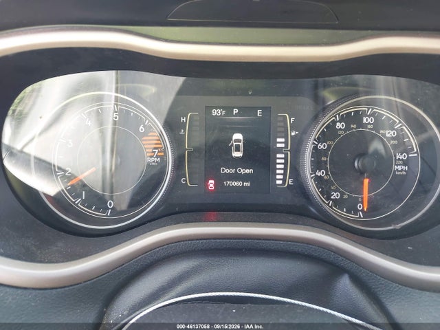 Продажа на аукционе авто 2017 Jeep Cherokee Latitude Fwd, vin: 1C4PJLCB8HD221585, номер лота: 46137058