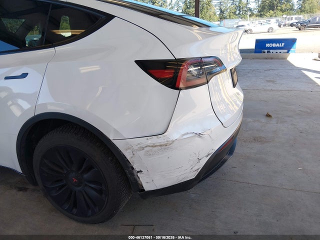 Aukcja sprzedaży 2024 Tesla Model Y Long Range Dual Motor All-wheel Drive, vin: 7SAYGDEEXRF047760, numer aukcji: 46137061