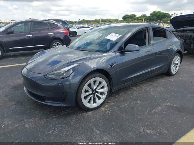 Tesla Model 3 Long Range 2022 5YJ3E1EB7NF247202 Image 2