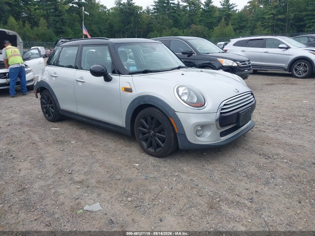 Aukcja sprzedaży 2015 Mini Hardtop Cooper, vin: WMWXS5C59F2C63355, numer aukcji: 46137118