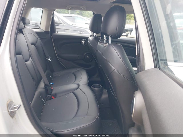 Aukcja sprzedaży 2015 Mini Hardtop Cooper, vin: WMWXS5C59F2C63355, numer aukcji: 46137118
