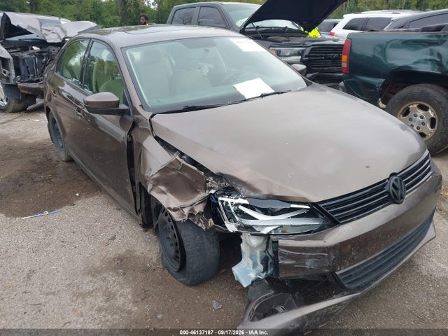 46137187 :رقم المزاد ، 3VWDZ7AJ8BM392262 vin ، 2011 Volkswagen Jetta 2.5l Se مزاد بيع