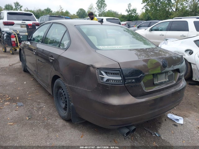 46137187 :رقم المزاد ، 3VWDZ7AJ8BM392262 vin ، 2011 Volkswagen Jetta 2.5l Se مزاد بيع
