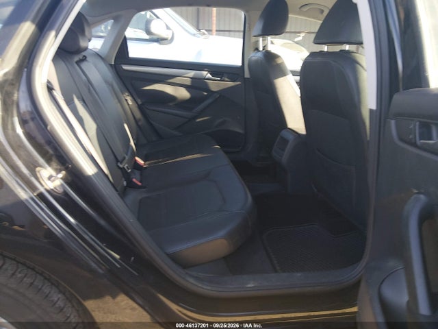 2015 Volkswagen Passat 1.8t Wolfsburg Edition მანქანა იყიდება აუქციონზე, vin: 1VWAT7A38FC018988, აუქციონის ნომერი: 46137201