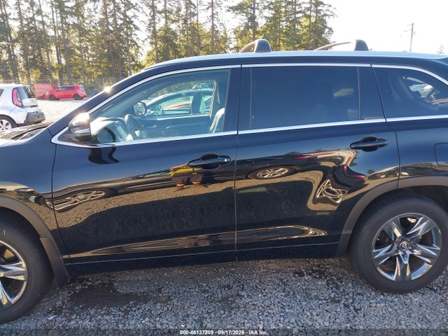 Продаж на аукціоні авто 2017 Toyota Highlander Limited Platinum, vin: 5TDDZRFH2HS378578, номер лоту: 46137209