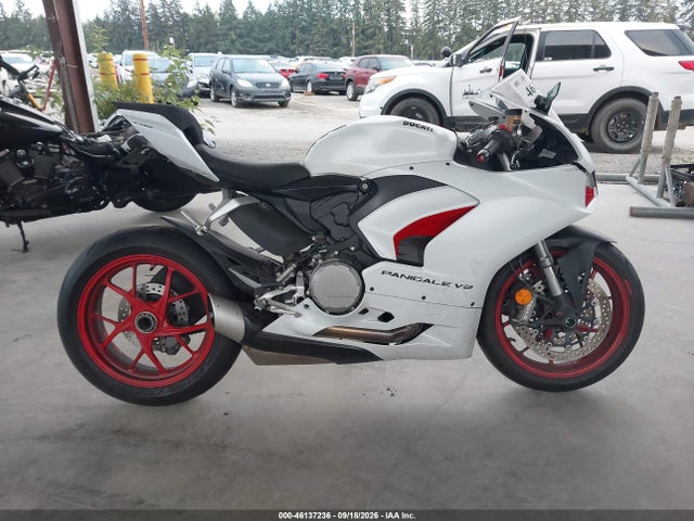 Aukcja sprzedaży 2021 Ducati Panigale V2, vin: ZDMHAATW2MB005186, numer aukcji: 46137236