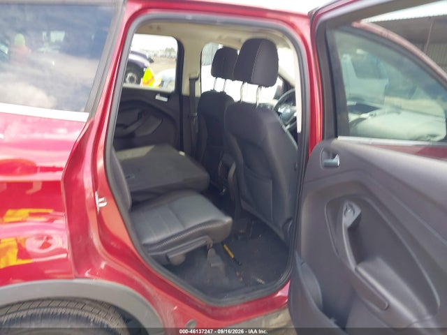 46137247 :رقم المزاد ، 1FMCU0G7XGUB46960 vin ، 2016 Ford Escape Se مزاد بيع