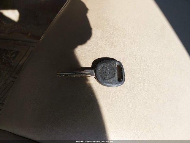 46137249 :رقم المزاد ، 3GNFK16T44G202845 vin ، 2004 Chevrolet Suburban 1500 Lt مزاد بيع
