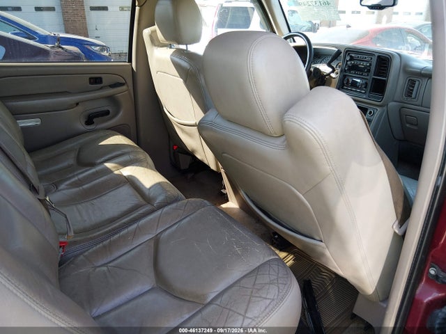 46137249 :رقم المزاد ، 3GNFK16T44G202845 vin ، 2004 Chevrolet Suburban 1500 Lt مزاد بيع