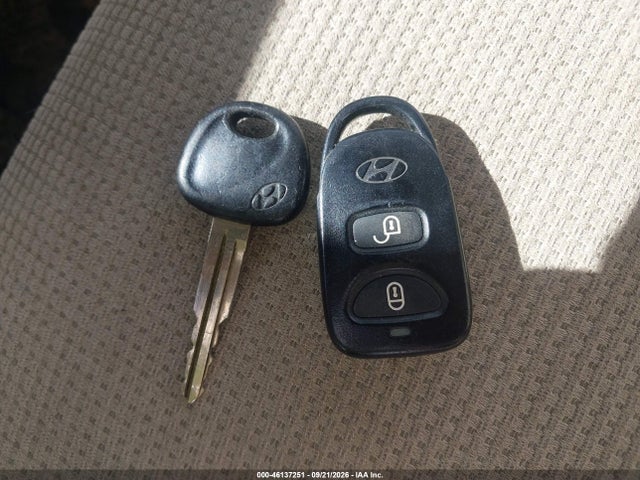 46137251 :رقم المزاد ، KM8JM12B16U375230 vin ، 2006 Hyundai Tucson Gl مزاد بيع