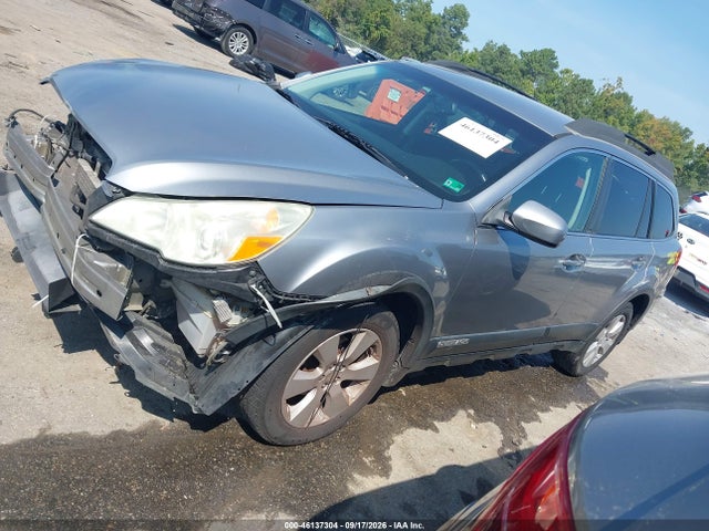 2010 Subaru Outback 2.5i Premium მანქანა იყიდება აუქციონზე, vin: 4S4BRBCC1A3323677, აუქციონის ნომერი: 46137304
