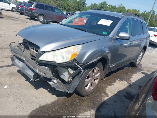 2010 Subaru Outback 2.5i Premium მანქანა იყიდება აუქციონზე, vin: 4S4BRBCC1A3323677, აუქციონის ნომერი: 46137304