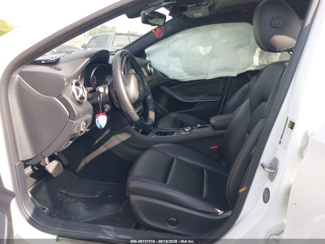 WDCTG4EB5LJ650378 Mercedes-Benz GLA 250