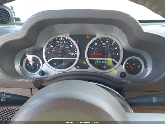 46137338 :رقم المزاد ، 1J4GA59198L520917 vin ، 2008 Jeep Wrangler Unlimited Sahara مزاد بيع