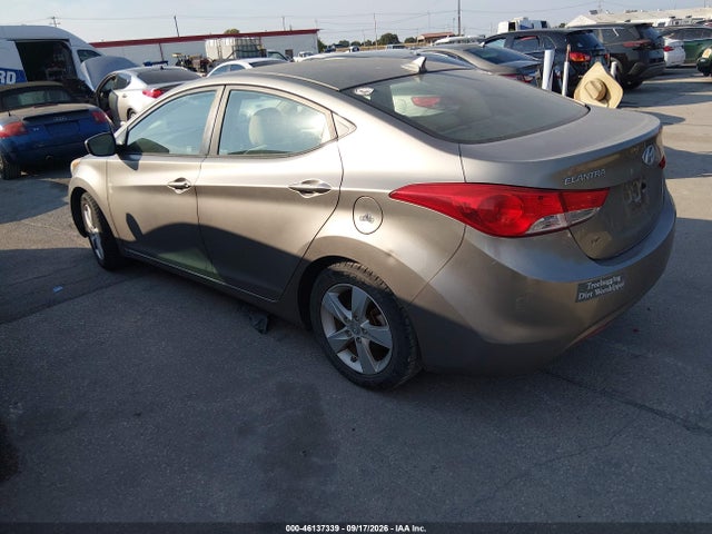 46137339 :رقم المزاد ، 5NPDH4AE8DH335995 vin ، 2013 Hyundai Elantra Gls مزاد بيع