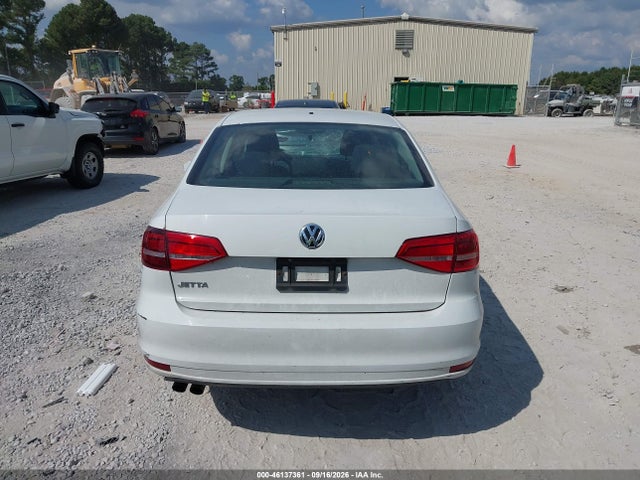 46137361 :رقم المزاد ، 3VW2K7AJ4FM412315 vin ، 2015 Volkswagen Jetta 2.0l S مزاد بيع