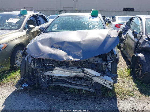 4T1G11AK6RU257697 Toyota CAMRY SE