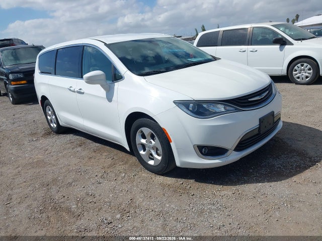 Auction sale of the 2018 Chrysler Pacifica Hybrid Touring Plus, vin: 2C4RC1H7XJR332959, lot number: 46137413