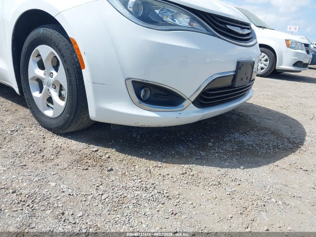 2018 Chrysler Pacifica Hybrid Touring Plus მანქანა იყიდება აუქციონზე, vin: 2C4RC1H7XJR332959, აუქციონის ნომერი: 46137413