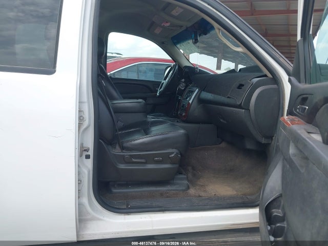 46137476 :رقم المزاد ، 3GNNCFE07AG248923 vin ، 2010 Chevrolet Avalanche 1500 Lt1 مزاد بيع