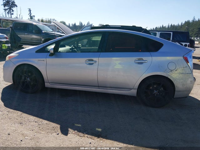 Toyota Prius Two 2015 JTDKN3DU3F0416125 Image 14